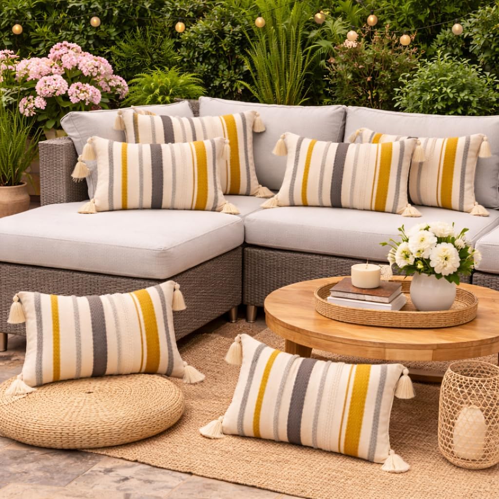 Golden Soil Strip Cushion