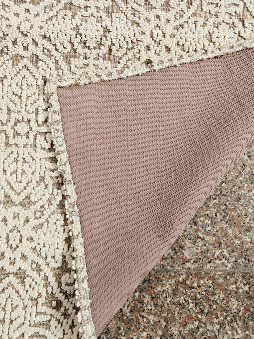 Ivory Damask Elegance Rug