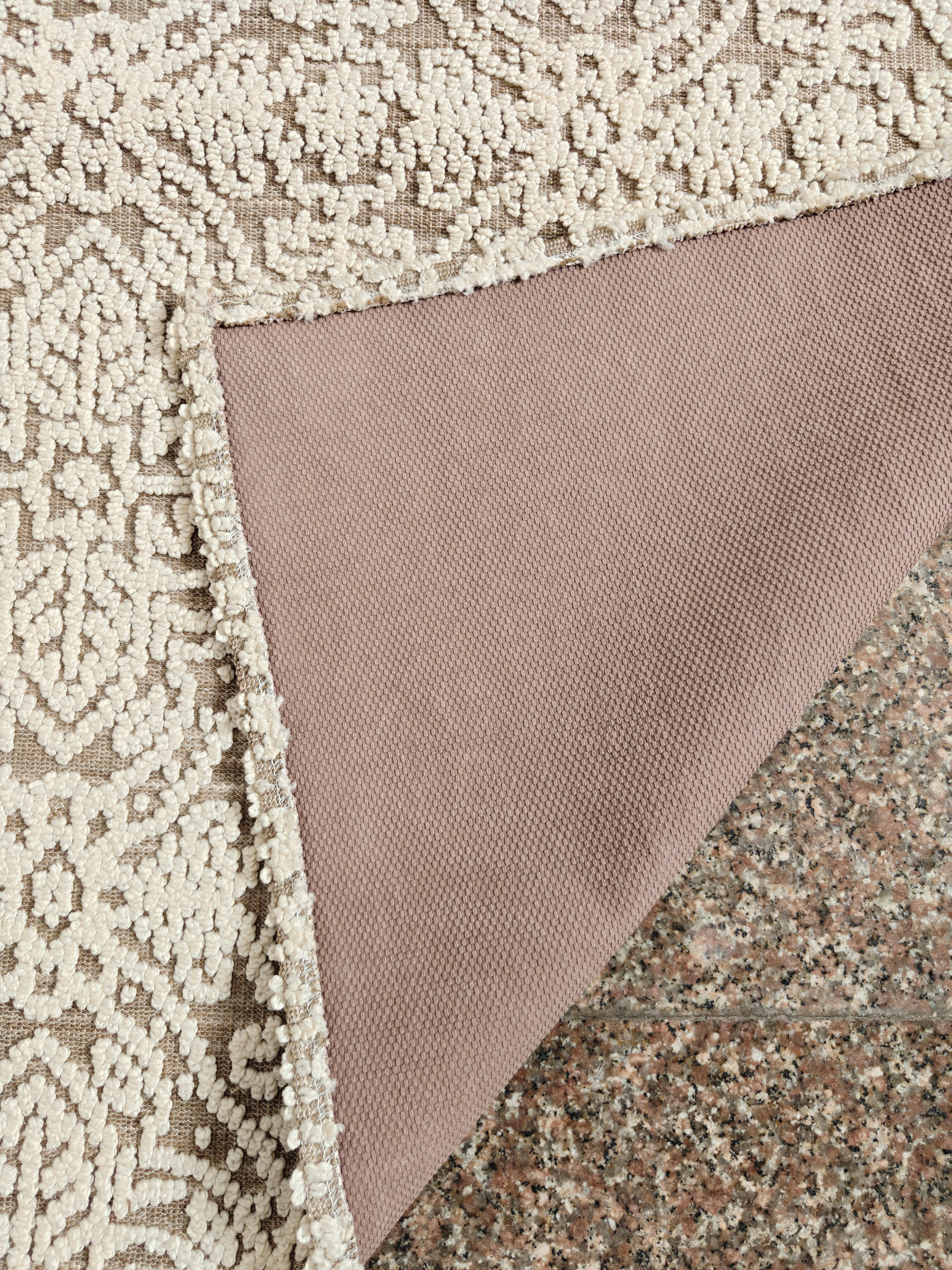 Ivory Damask Elegance Rug